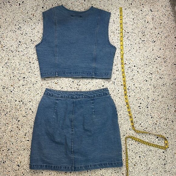 House of Harlow Jean denim skirt vest set pearl button 4 - Picture 7 of 7